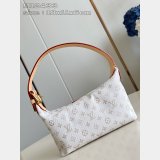 UK Louis Vuitton Hills Pochette Fashion M12433 Fake Handbags