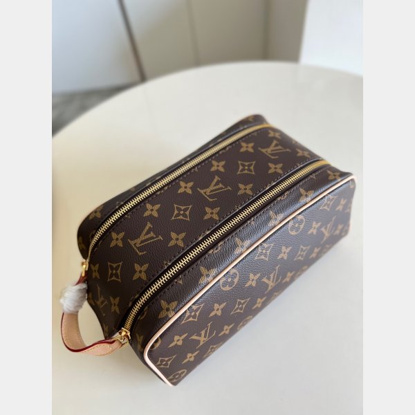 UK Louis Vuitton Wholesale M44494/N40127 Dopp Kit Toilet Pouch Canvas