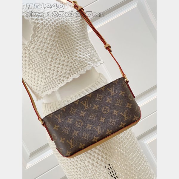 Louis Vuitton Duplicate Trotteur Monogram M51240 7 Star Bag