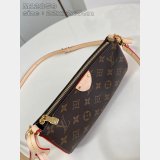 Perfect Replicas Pochette Tirette Goods M12859 Louis Vuitton Bag