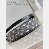 Louis Vuitton Shop Replicas M21752 Loop Autres Toiles Monogram