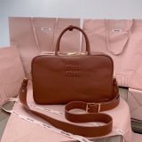 Luxury High Quality Replica Miu Miu Tote 5BB117 Bags For Sale