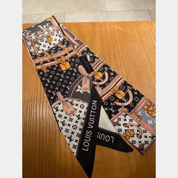 Fake Louis Vuitton Scarfs And Shawls