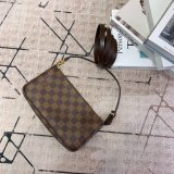 Luxury Auth Louis Vuitton Damier Pochette Accessoires M41206