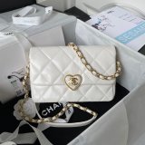 Perfect 1:1 Top Quality Flap Lambskin Replica AS3986 Bag