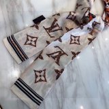 Louis Vuitton Luxury scarf for Sale Women's Scarves