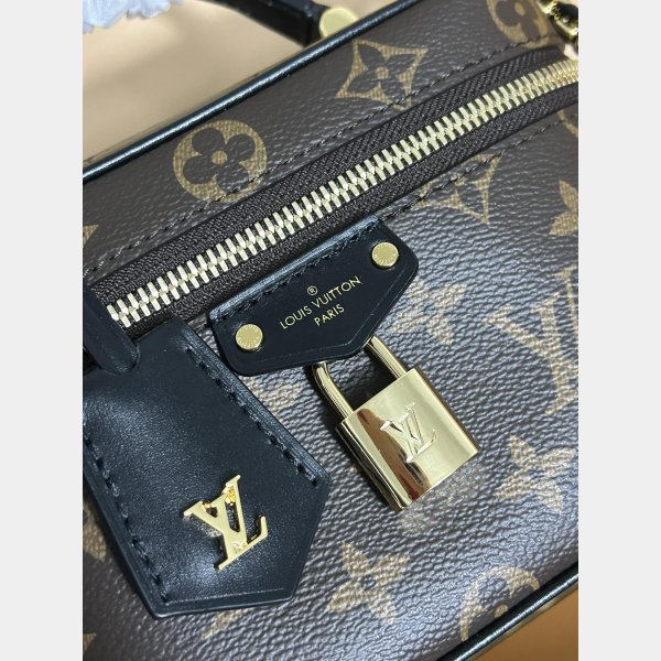 Vanity Chain Pouch Monogram Reverse M47125 Knockoff Louis Vuitton