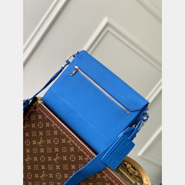 Takeoff Messenger LV Aerogram M22505 Louis Vuitton Fake Bag