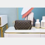 Louis Vuitton Favorite Monogram Canvas M40718 Replcias Handbagss