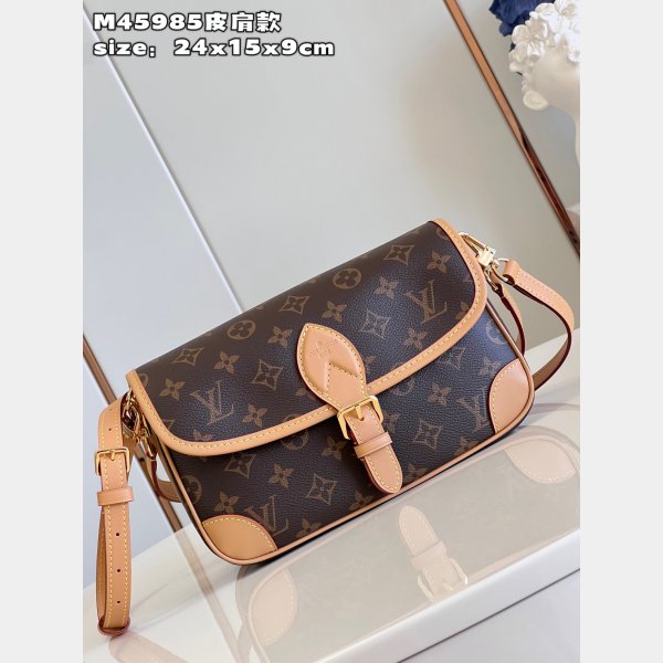 Diane Monogram Canvas M45985 Replica Louis Vuitton Luxury Bag