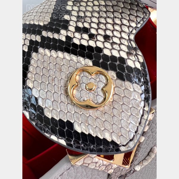 High Quality LV Capucines N82068 Best Replcia Bag