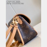 Diane Monogram Canvas M45985 Replica Louis Vuitton Luxury Bag