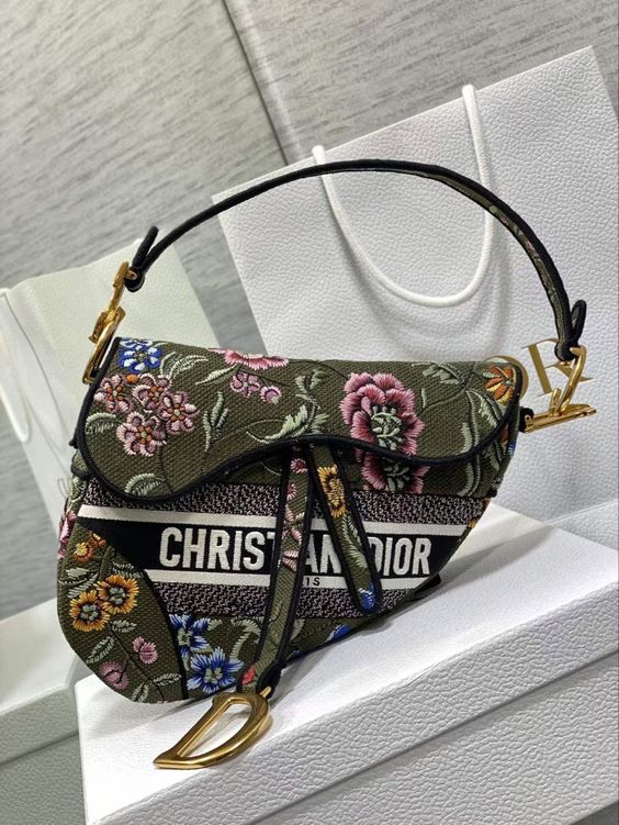 fake Dior bag